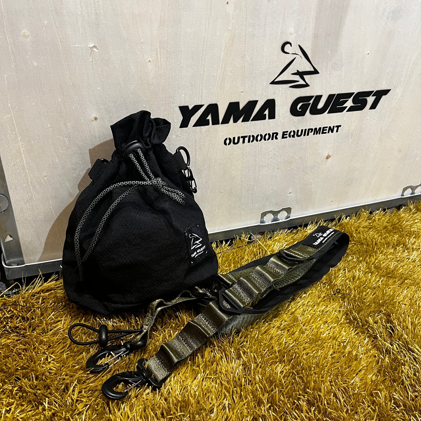 BG01 Double Sided Outdoor Neck Pouch (GRN)