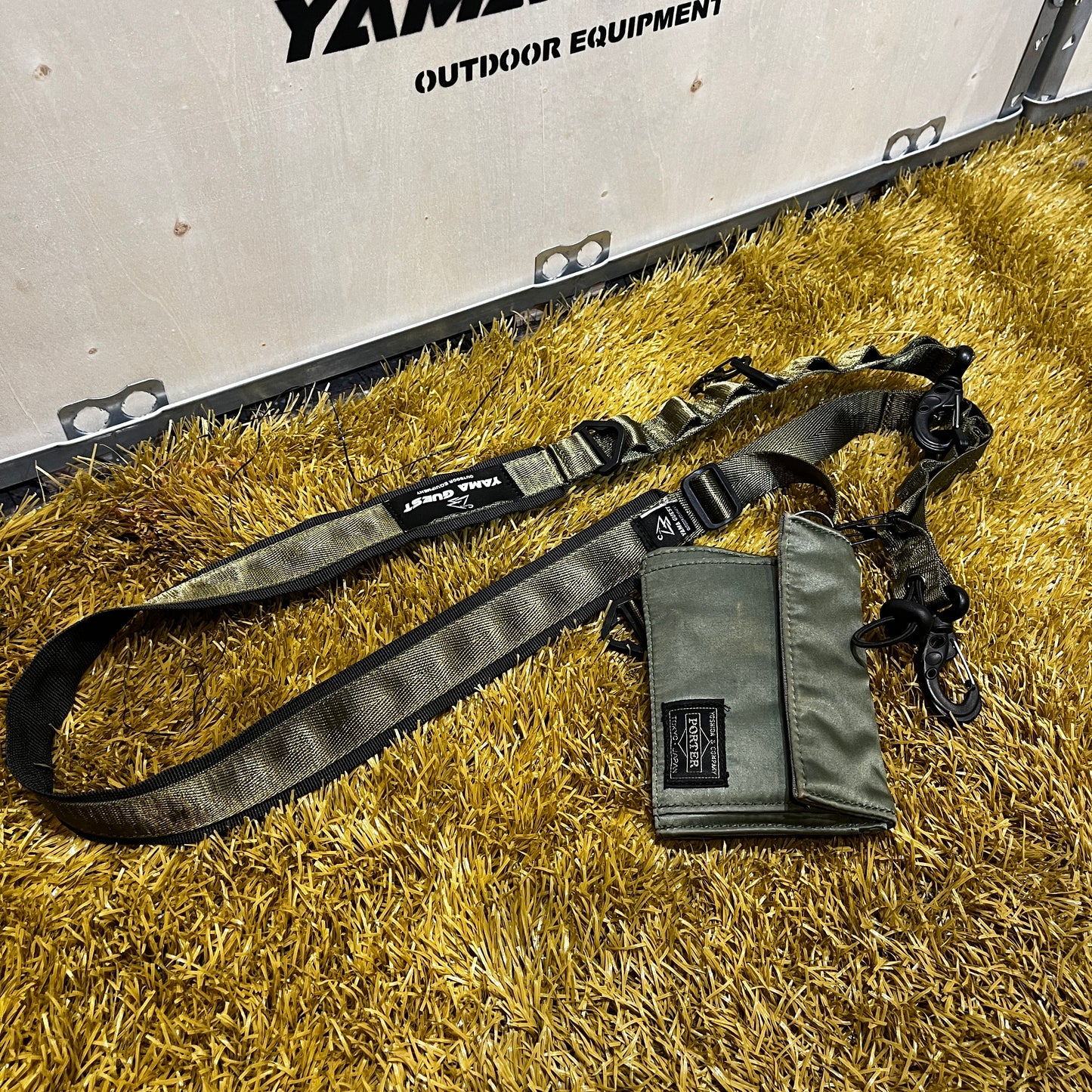 BG01 Double Sided Outdoor Neck Pouch (GRY)