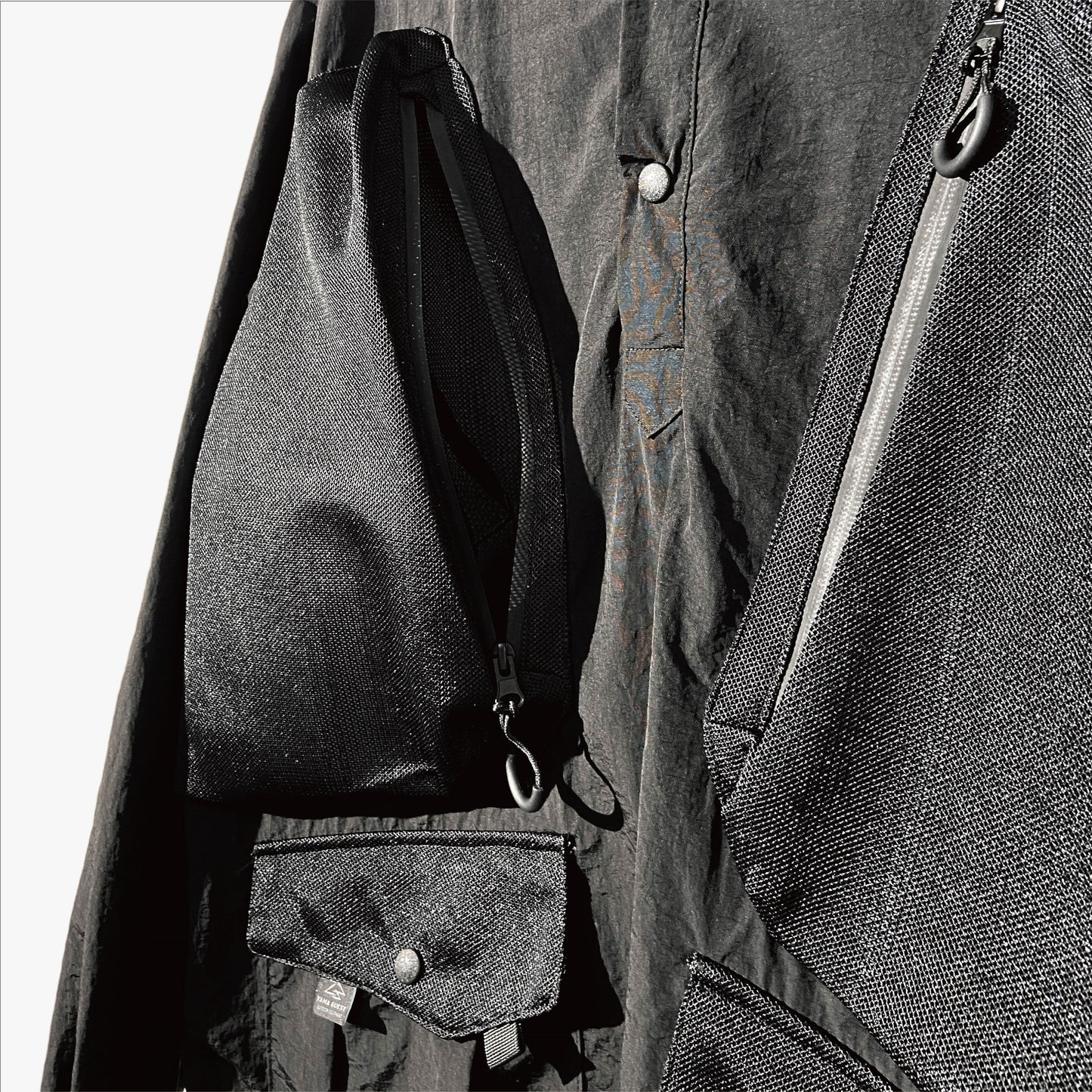 TP11 Ripstop Mesh Multi-Pocket Sweatshirt (BKX)